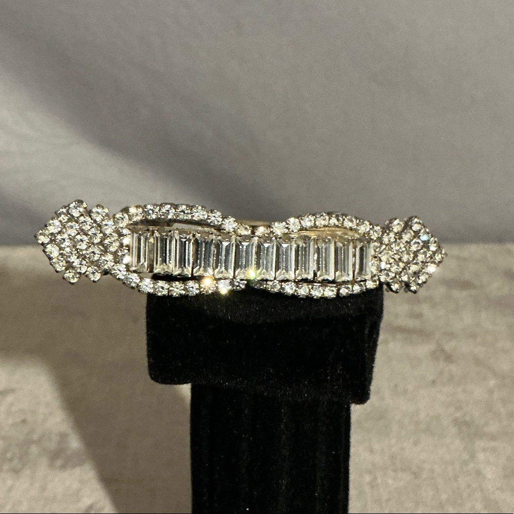 SilverTone Rhinestone Hair Barett